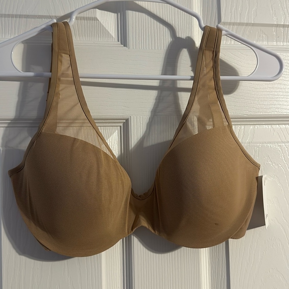 NWT 32G bra